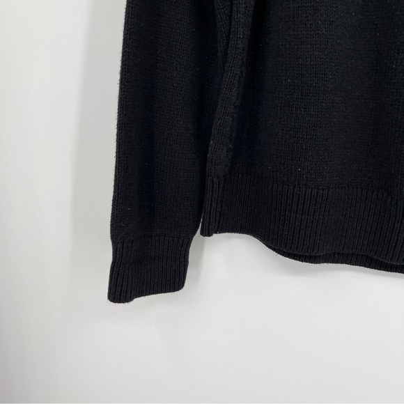 Chaps Classic Petite Lurex Geometric Print Long Sleeve Black Cream Sweater - Picture 2 of 10